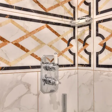 فندق مبيت وإفطار Aba Luxury B E B 5*