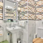 Aba Luxury B E B