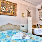 Aba Luxury B E B