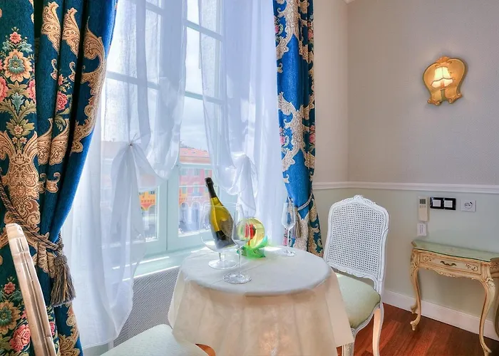 Alojamento de Acomodação e Pequeno-almoço Aba Luxury B E B