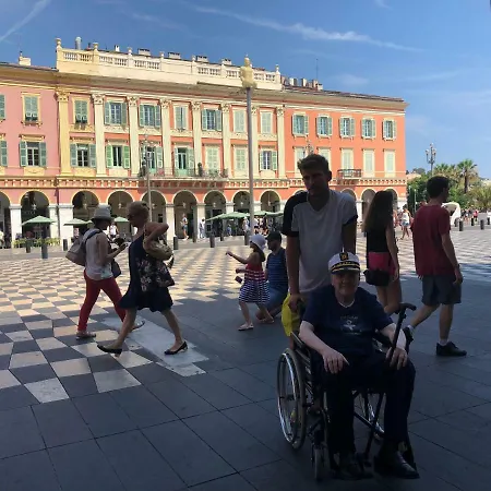 ベッド・アンド・ブレックファスト Aba Luxury B E B ニース